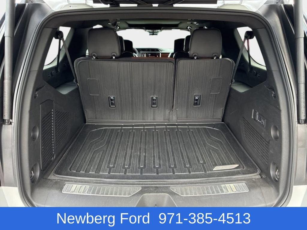 Used 2024 GMC Yukon XL Denali Ultimate AWD/4WD image 35