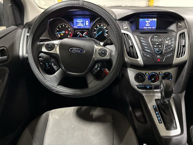 Used 2013 Ford Focus SE FWD image 11