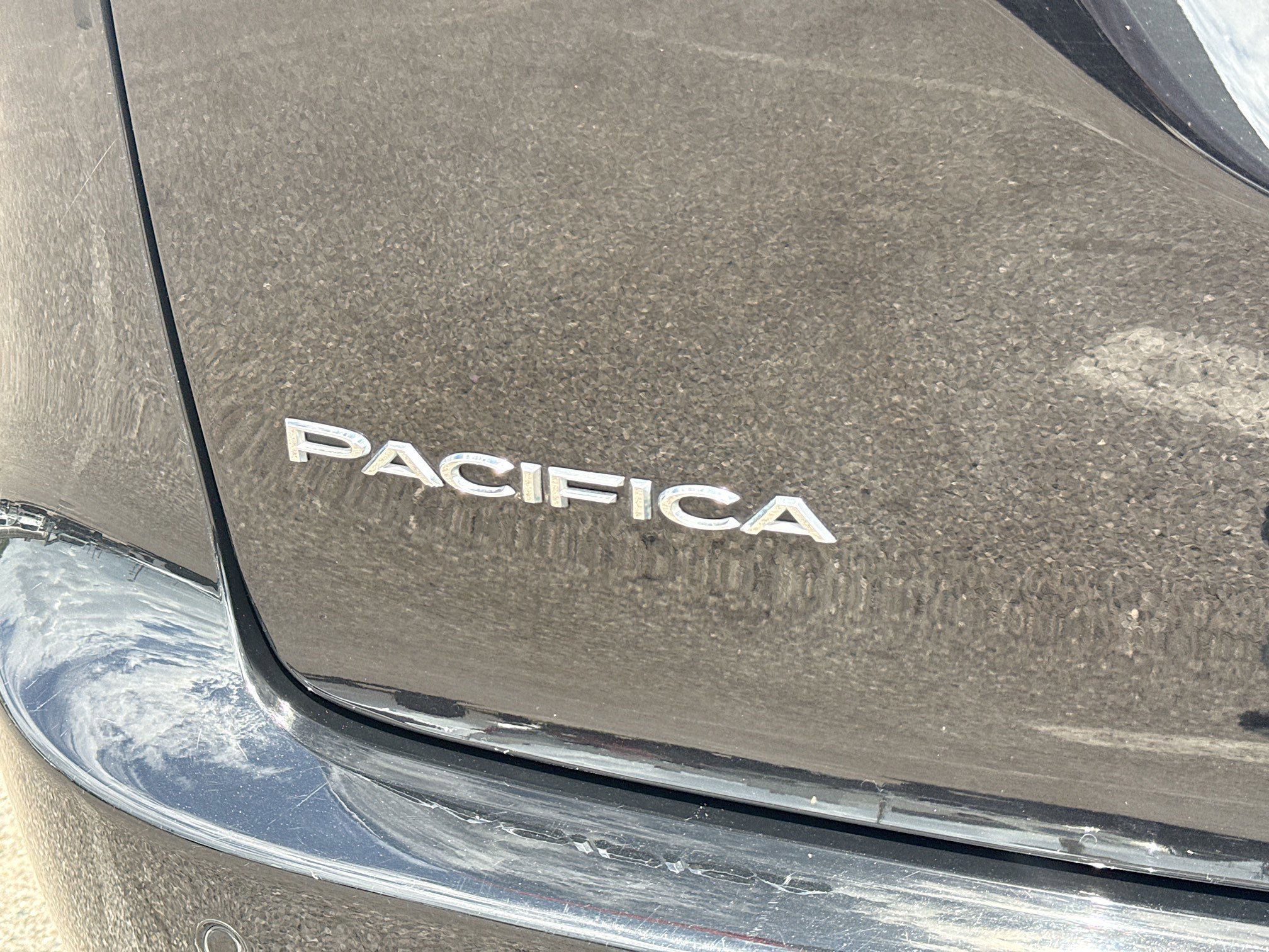 Used 2025 Chrysler Pacifica Select FWD image 11