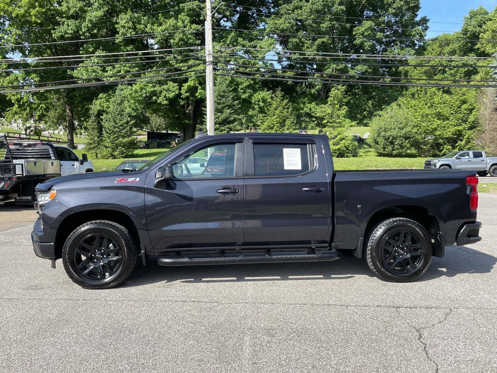 Used 2024 Chevrolet Silverado 1500 RST w/ Z71 Off-Road Package AWD/4WD image 6