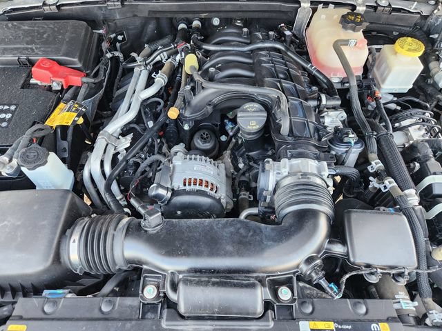 Certified 2022 Jeep Gladiator Overland AWD/4WD image 32