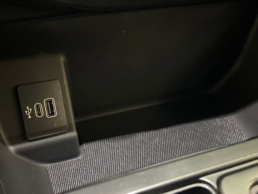 New 2025 Ford F150 Lightning Flash image 38