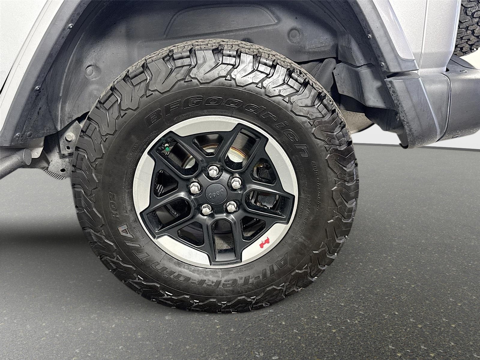 Used 2018 Jeep Wrangler Unlimited Rubicon AWD/4WD image 31