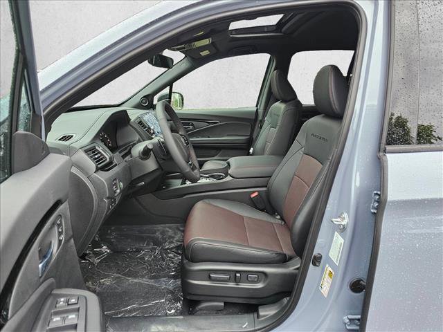 New 2026 Honda Ridgeline Black Edition image 16