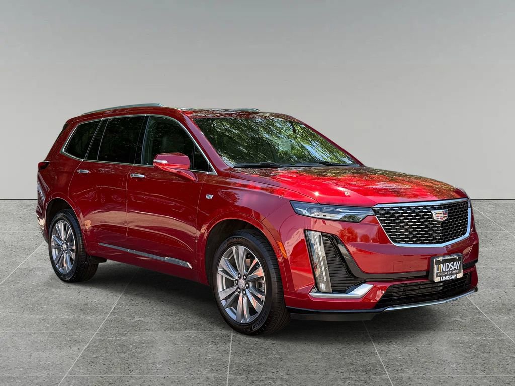 Used 2024 Cadillac XT6 Premium Luxury AWD/4WD image 9