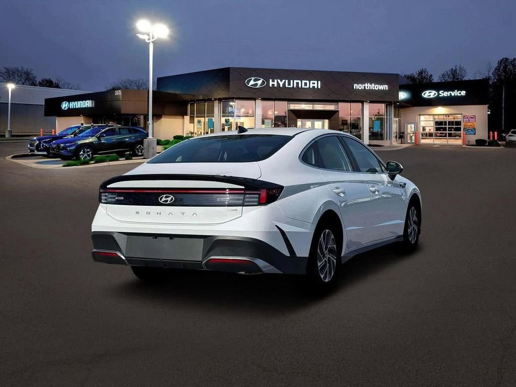 New 2026 Hyundai Sonata Blue FWD image 11