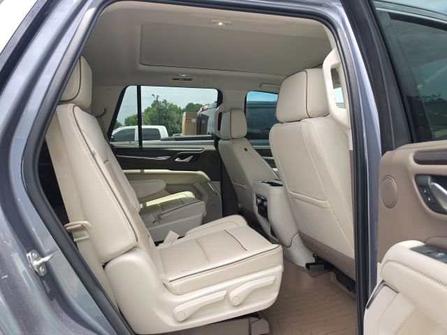 Used 2022 GMC Yukon Denali RWD image 4