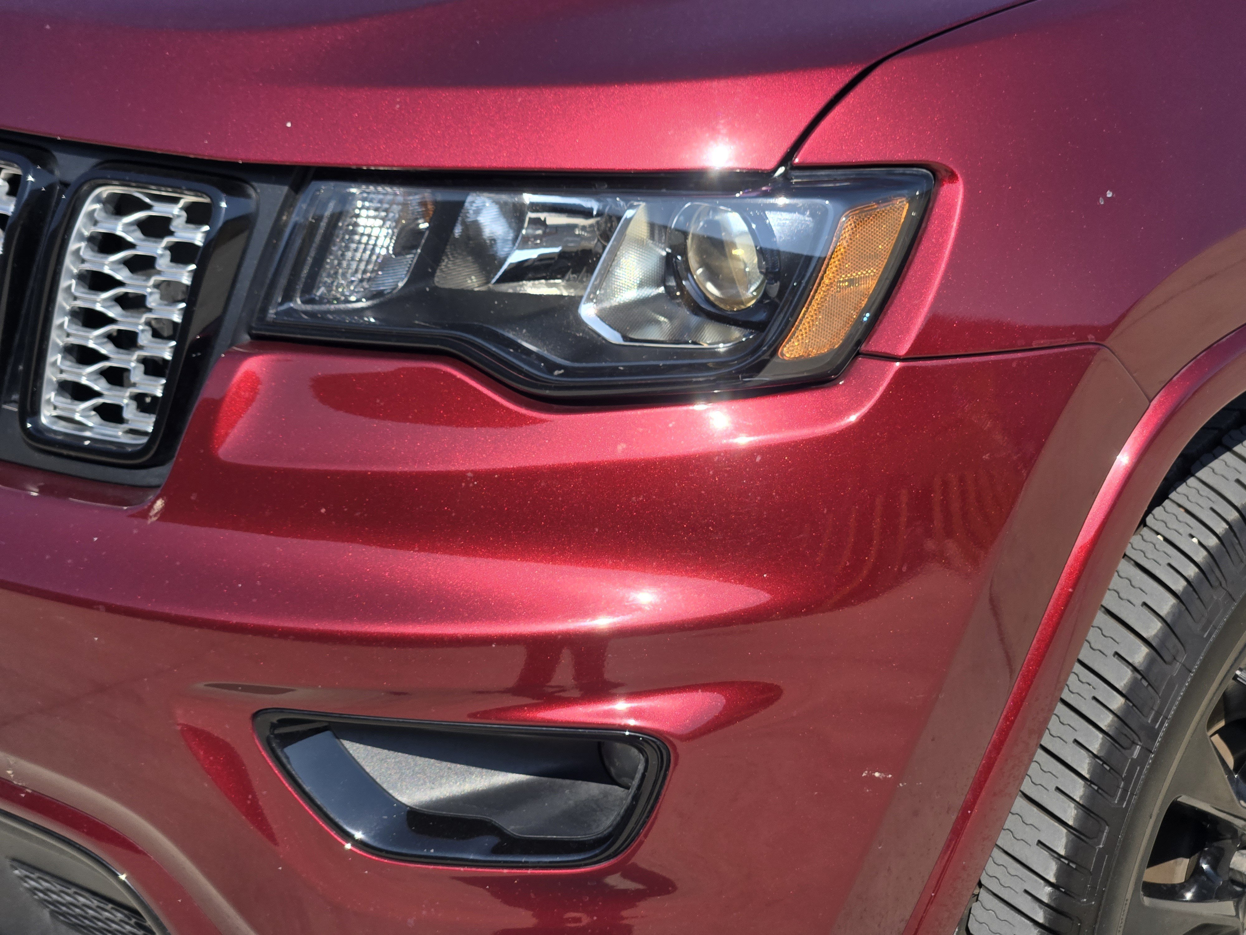 Certified 2021 Jeep Grand Cherokee Laredo X AWD/4WD image 10