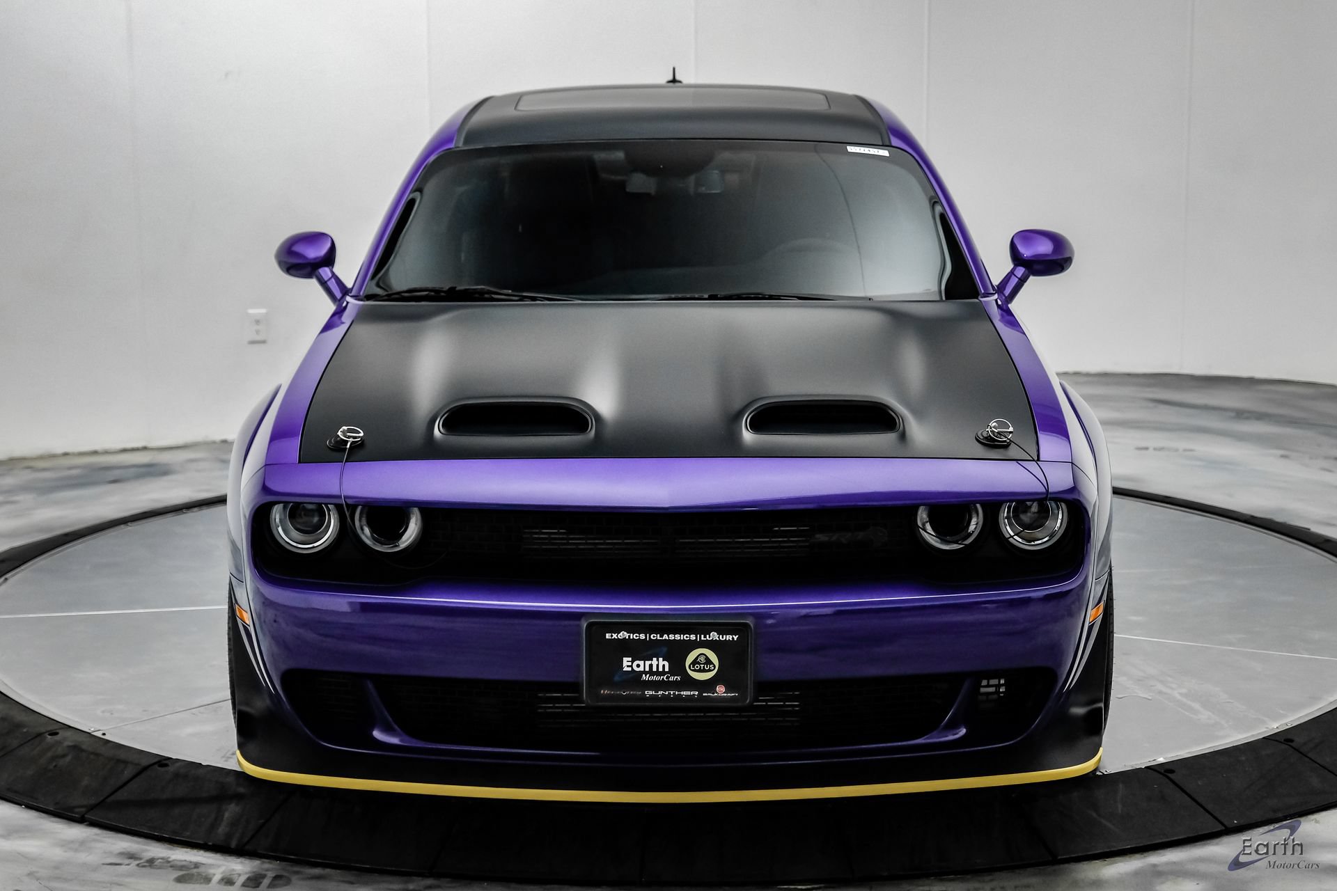 Used 2023 Dodge Challenger SRT Hellcat RWD image 34