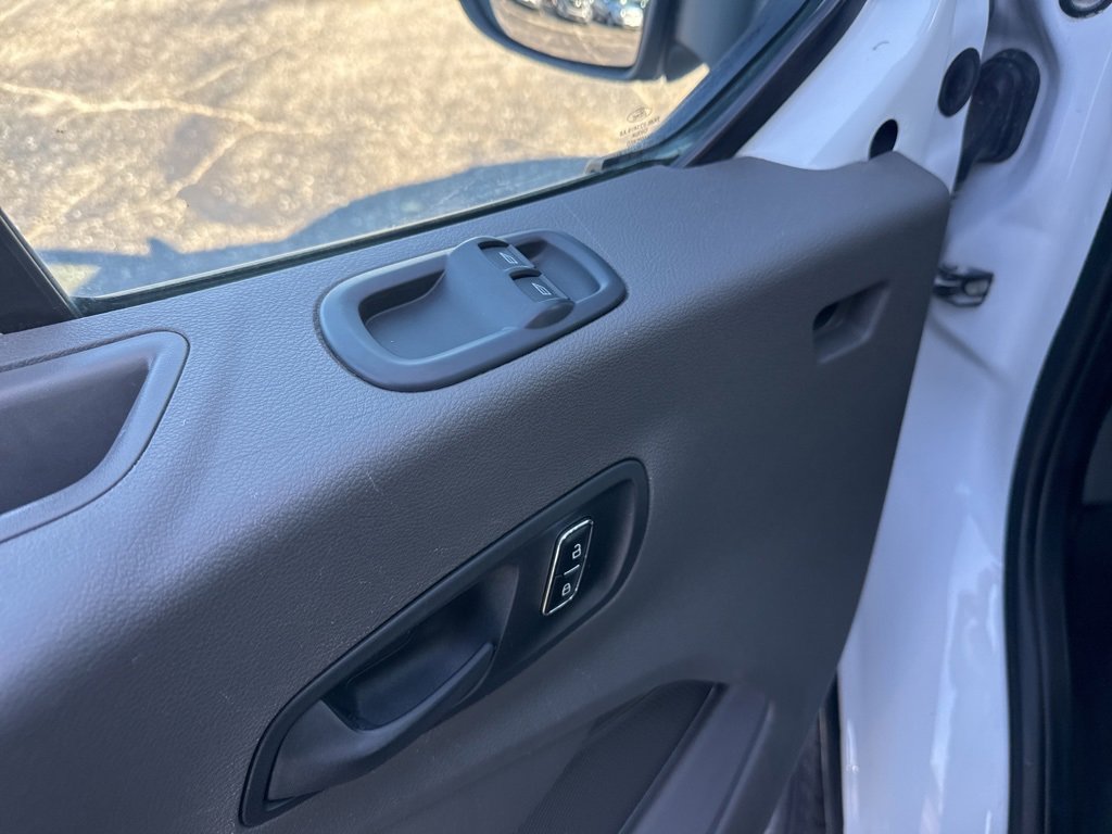 Used 2023 Ford Transit 350 XLT image 24