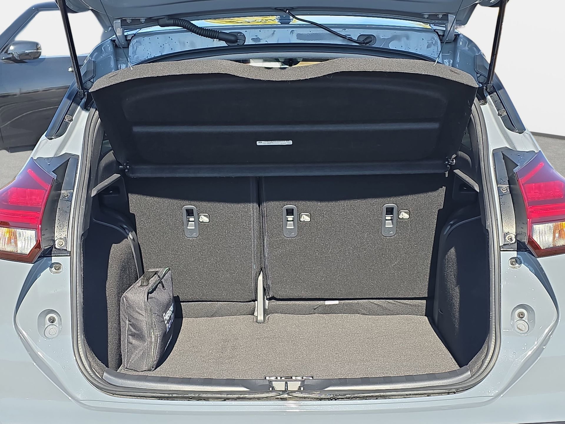 Certified 2024 Nissan Kicks SR w/ SR Premium Package image 12