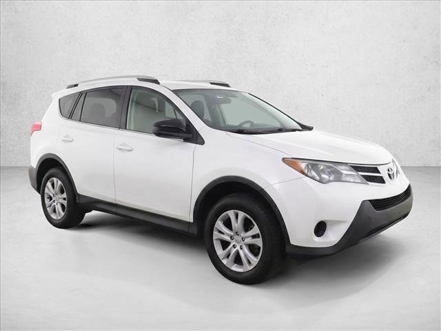 Used 2015 Toyota RAV4 LE AWD/4WD image 3