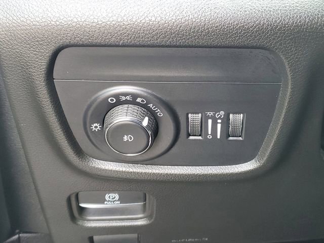 Used 2023 Jeep Grand Cherokee Overland w/ Luxury Tech Group IV image 23