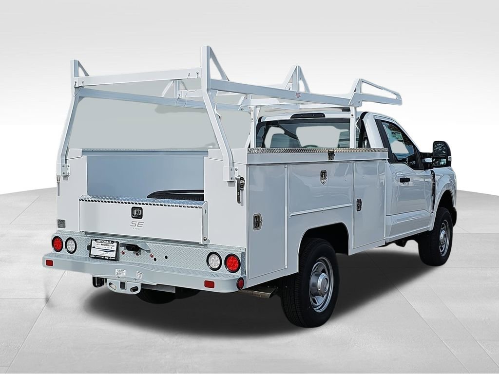 New 2026 Ford F350 XL image 3