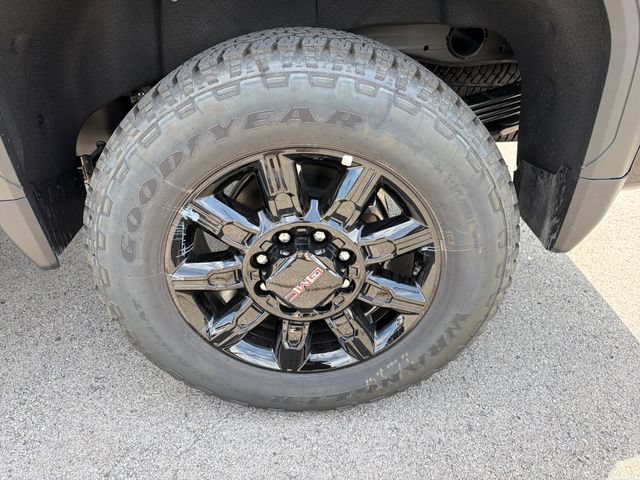New 2026 GMC Sierra 2500 AT4 w/ AT4 Premium Plus Package AWD/4WD image 26