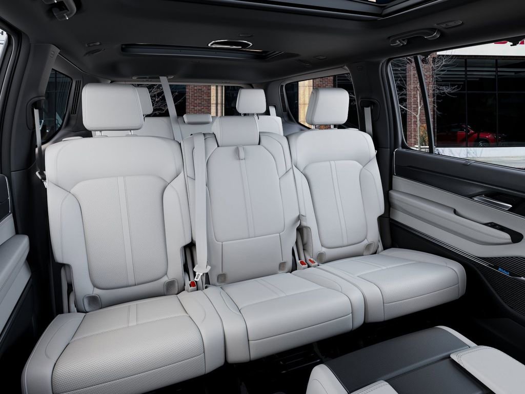 New 2026 Jeep Grand Wagoneer Summit image 15