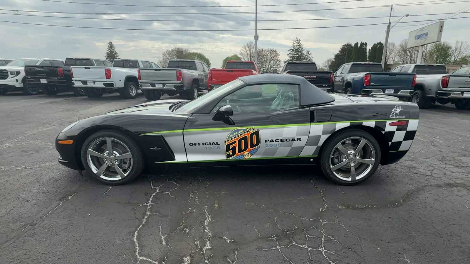 Used 2008 Chevrolet Corvette Convertible w/ Preferred Equipment Group RWD image 5