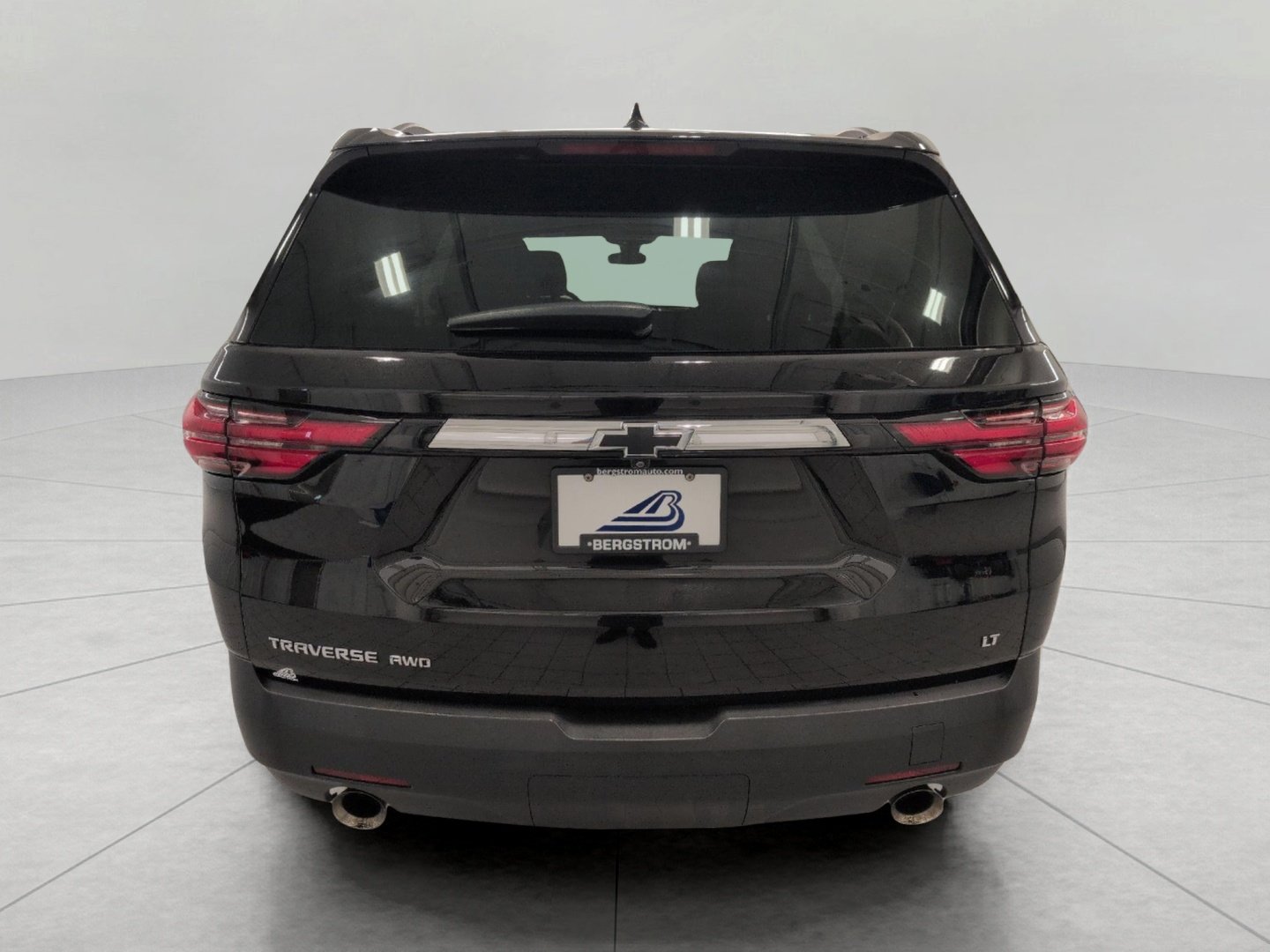 Used 2023 Chevrolet Traverse LT AWD/4WD image 26