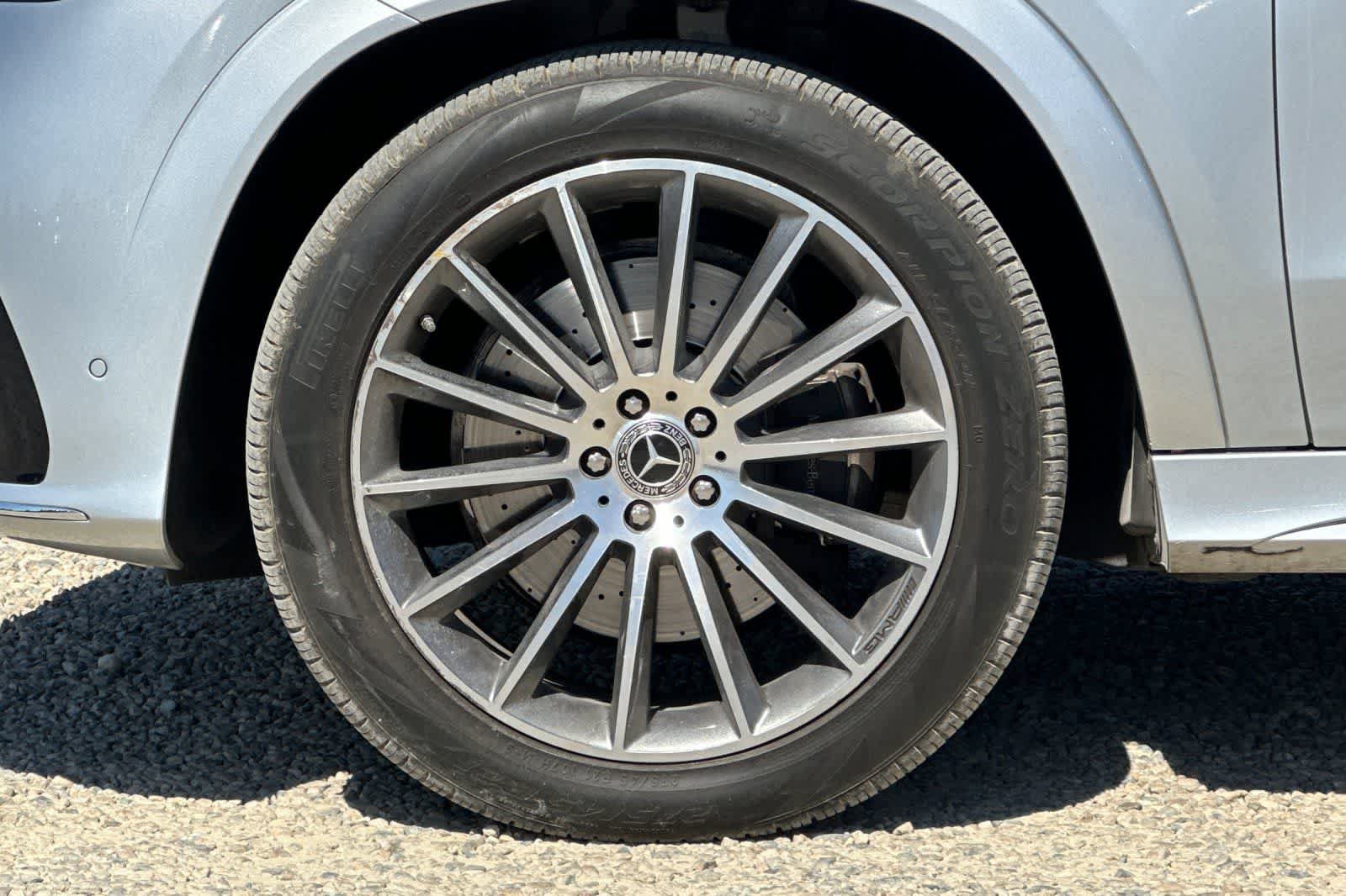 Used 2024 Mercedes-Benz GLE 450 4MATIC image 37