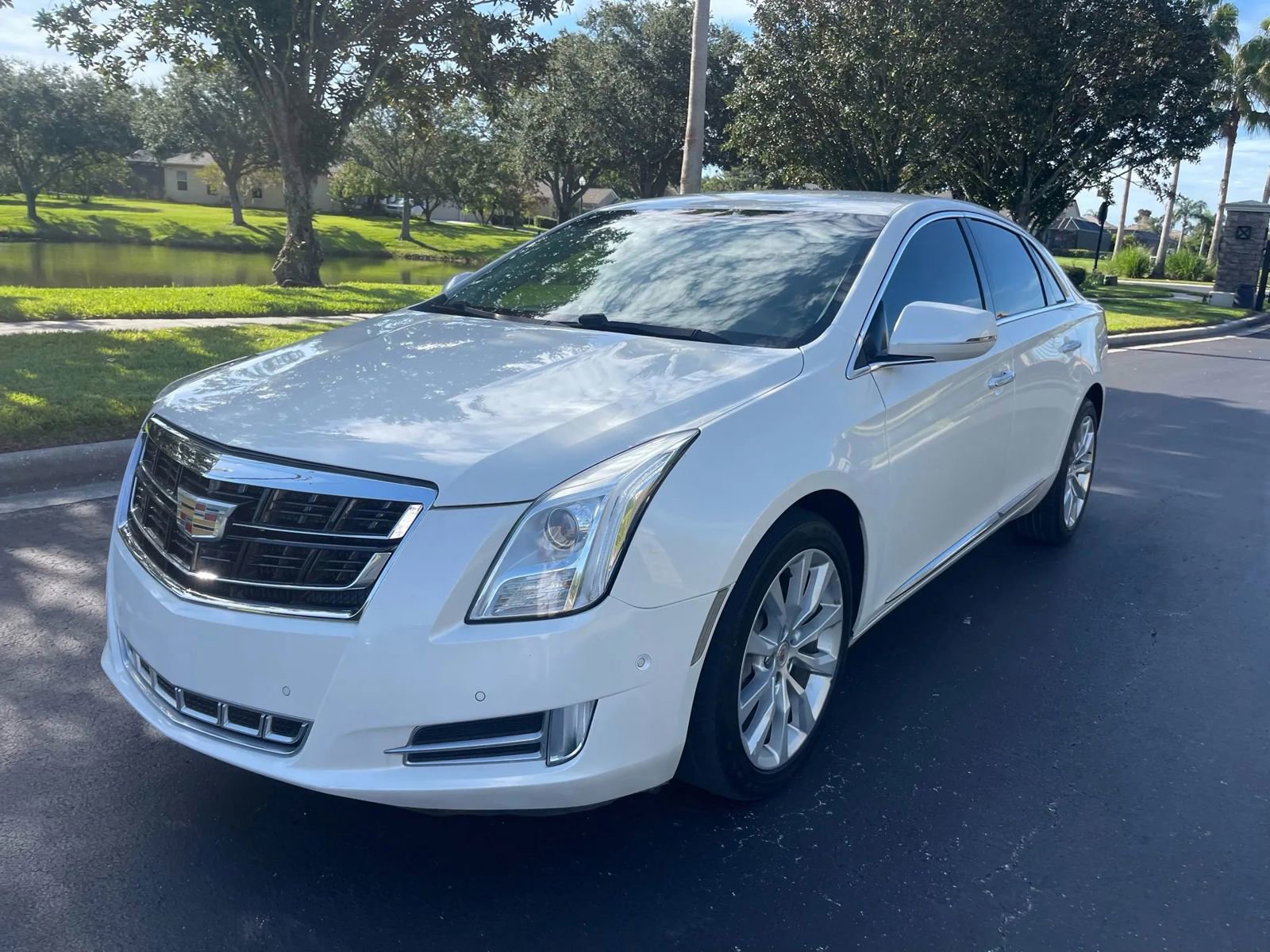 Used 2015 Cadillac XTS Luxury