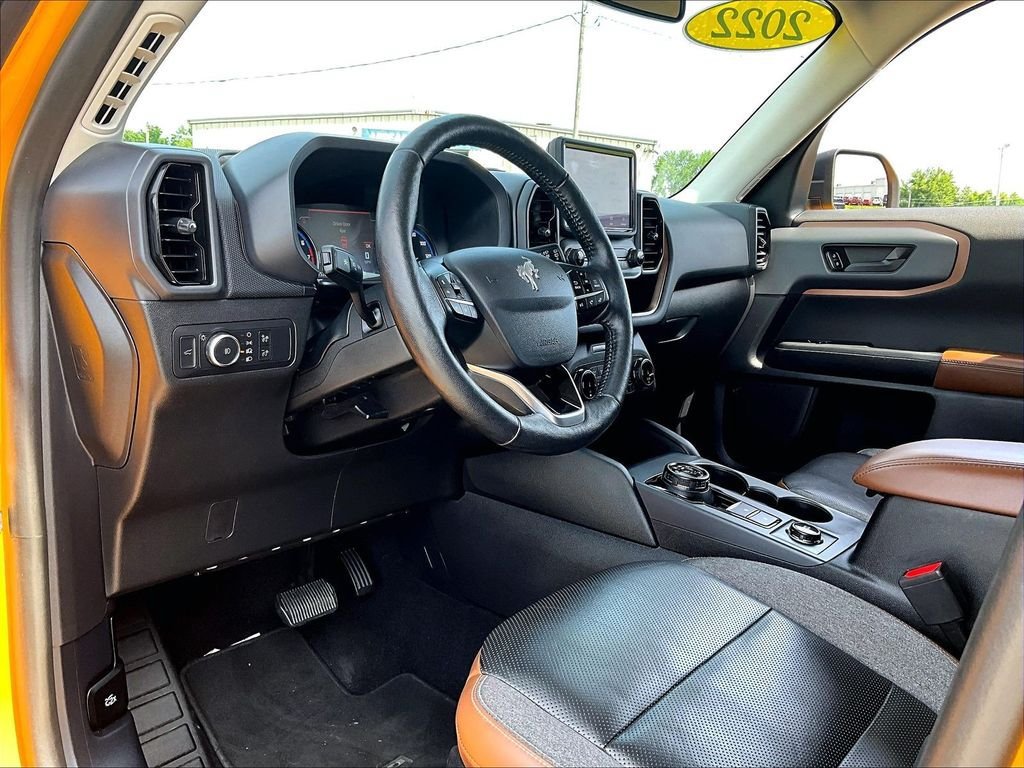 Used 2022 Ford Bronco Sport Outer Banks w/ Tech Package AWD/4WD image 8
