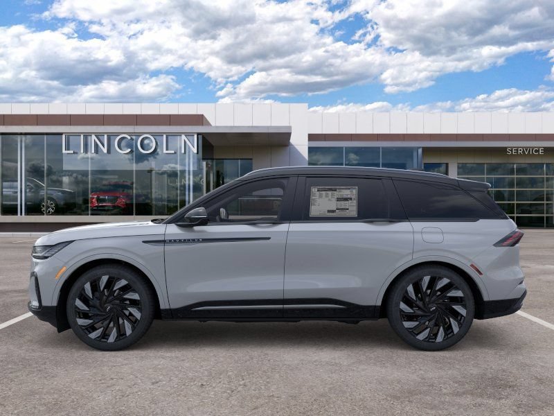 New 2026 Lincoln Nautilus Reserve w/ Jet Appearance Package AWD/4WD image 3