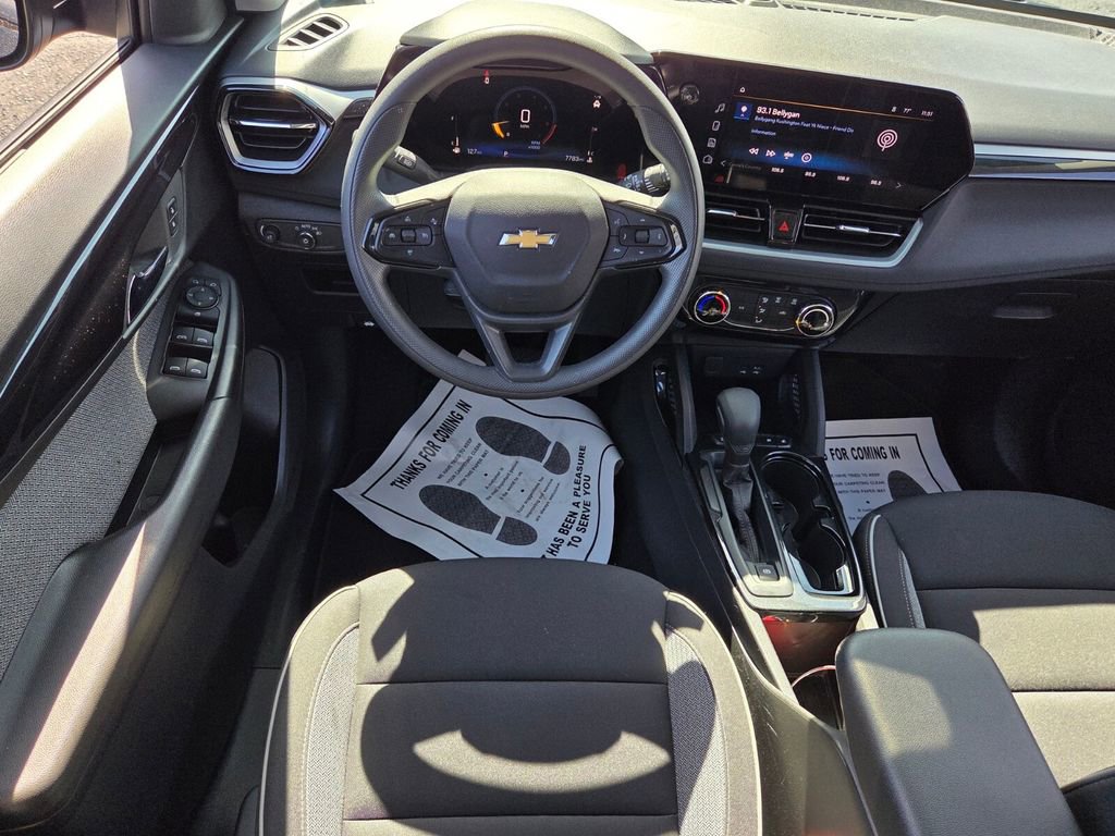 Used 2026 Chevrolet TrailBlazer LT w/ Driver Confidence Package image 7