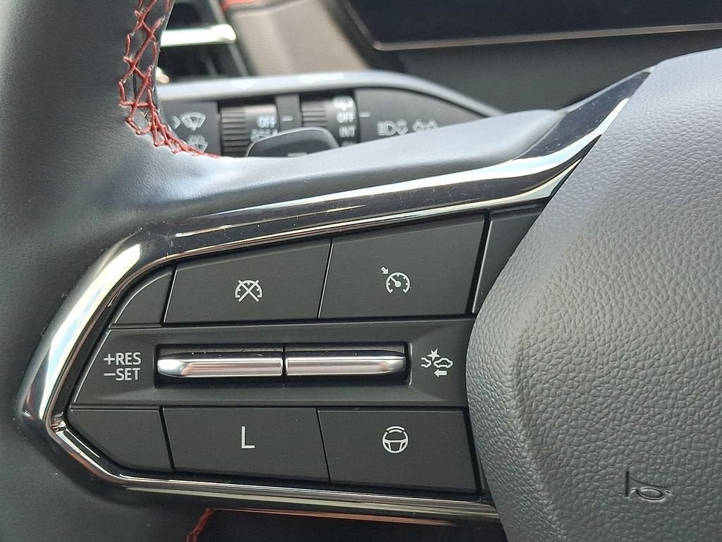 Certified 2024 Chevrolet Traverse RS AWD/4WD image 23