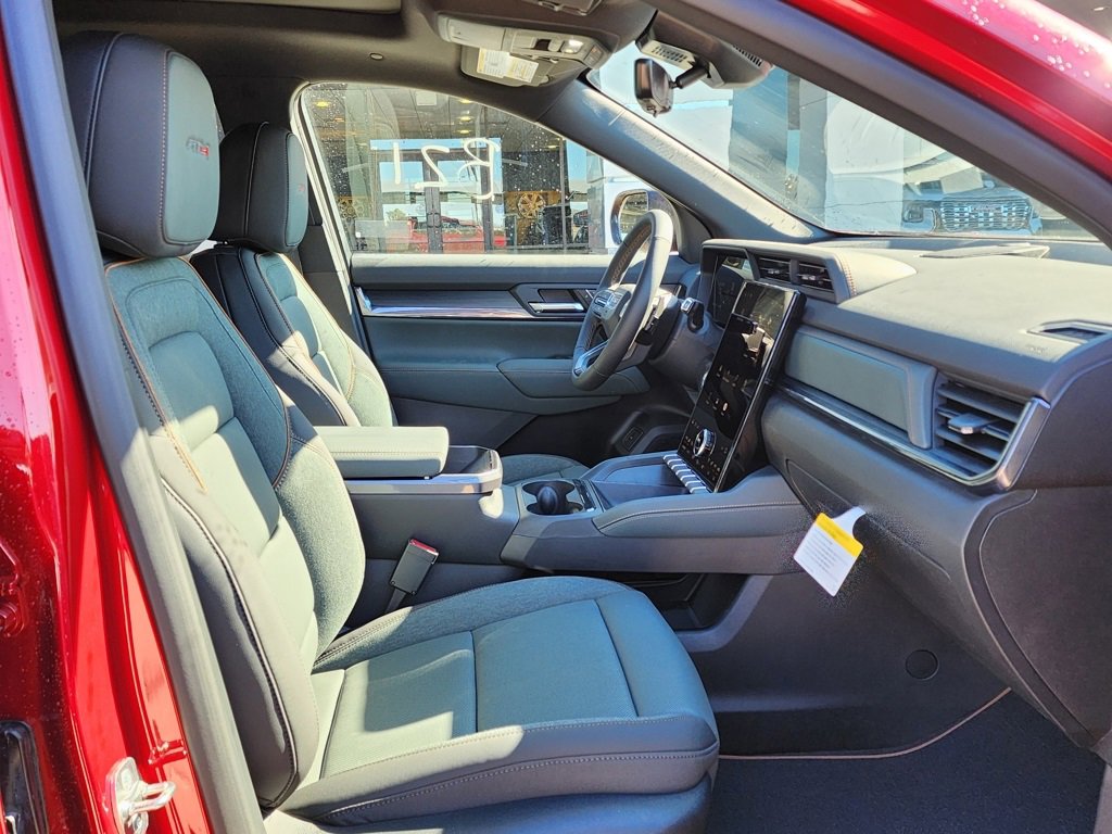 New 2026 GMC Terrain AT4 w/ Convenience Package III image 40