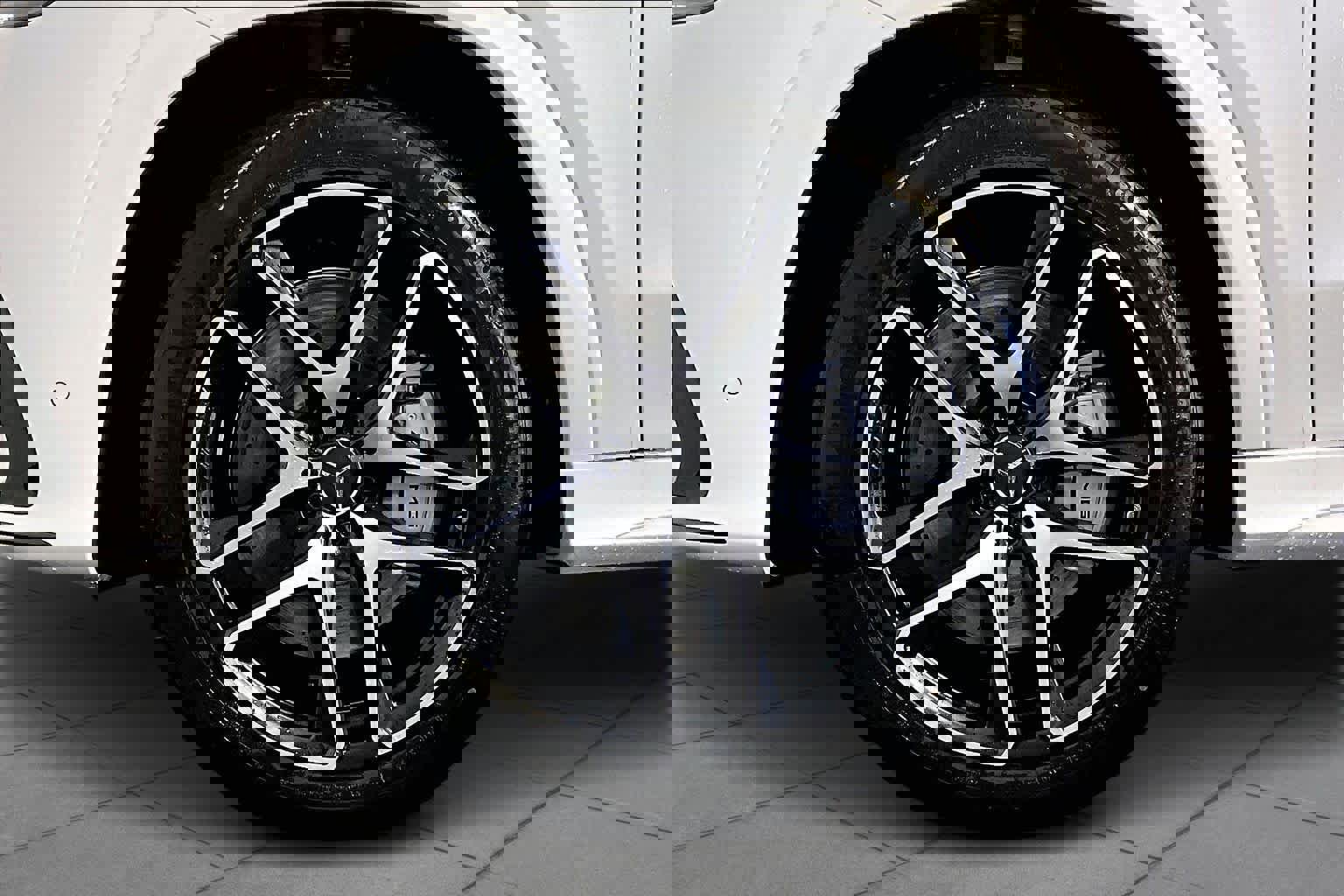 New 2026 Mercedes-Benz GLE 53 AMG 4MATIC image 17