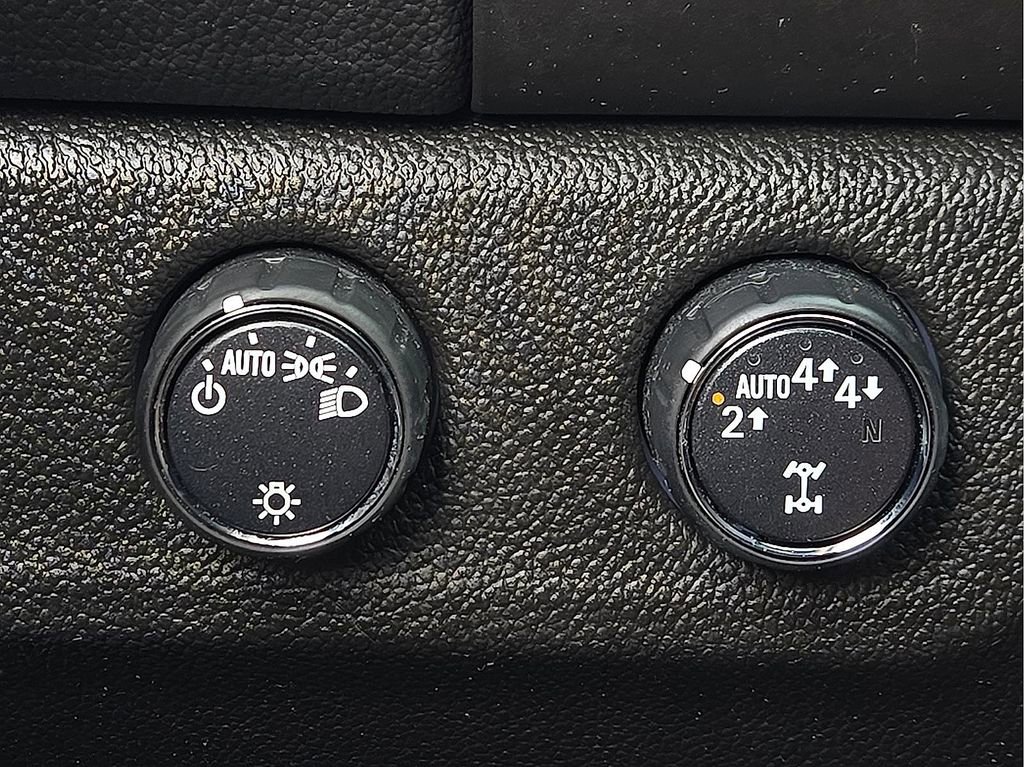 Used 2019 Chevrolet Colorado LT AWD/4WD image 18