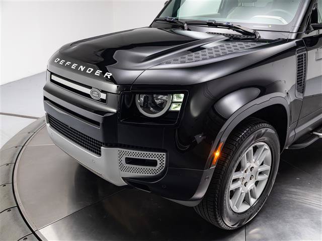 Used 2023 Land Rover Defender 90 S AWD/4WD image 9
