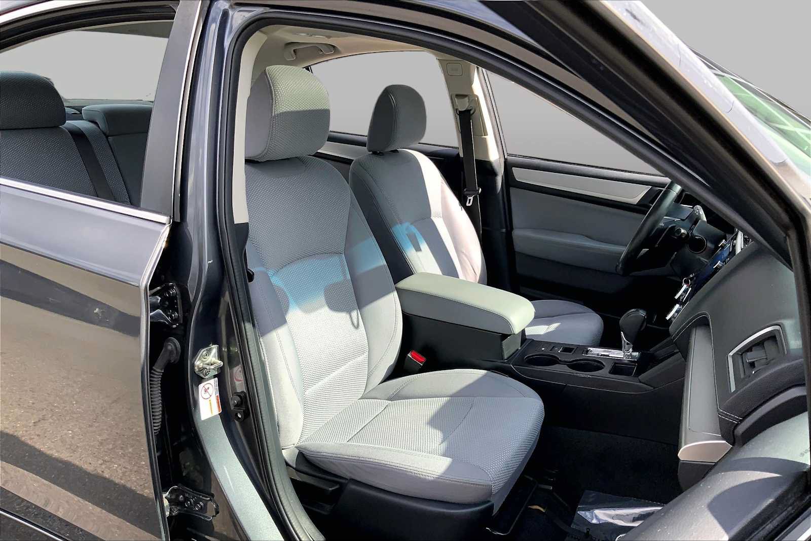 Used 2018 Subaru Legacy 2.5i Premium AWD/4WD image 8