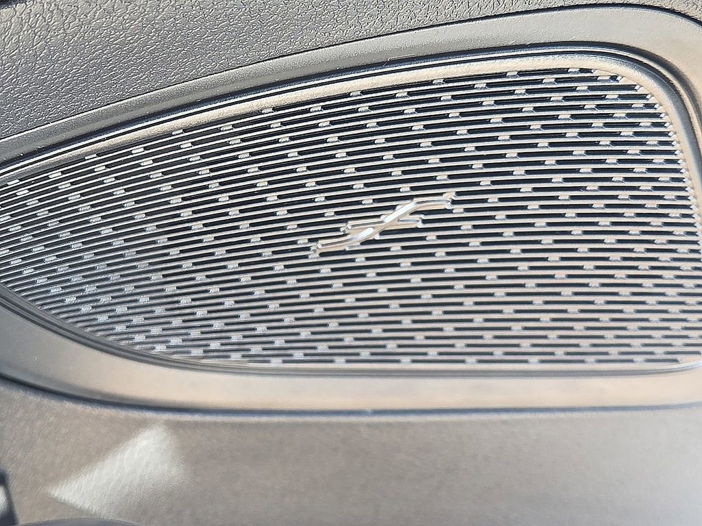 Used 2023 Mercedes-Benz C 300 Sedan image 22
