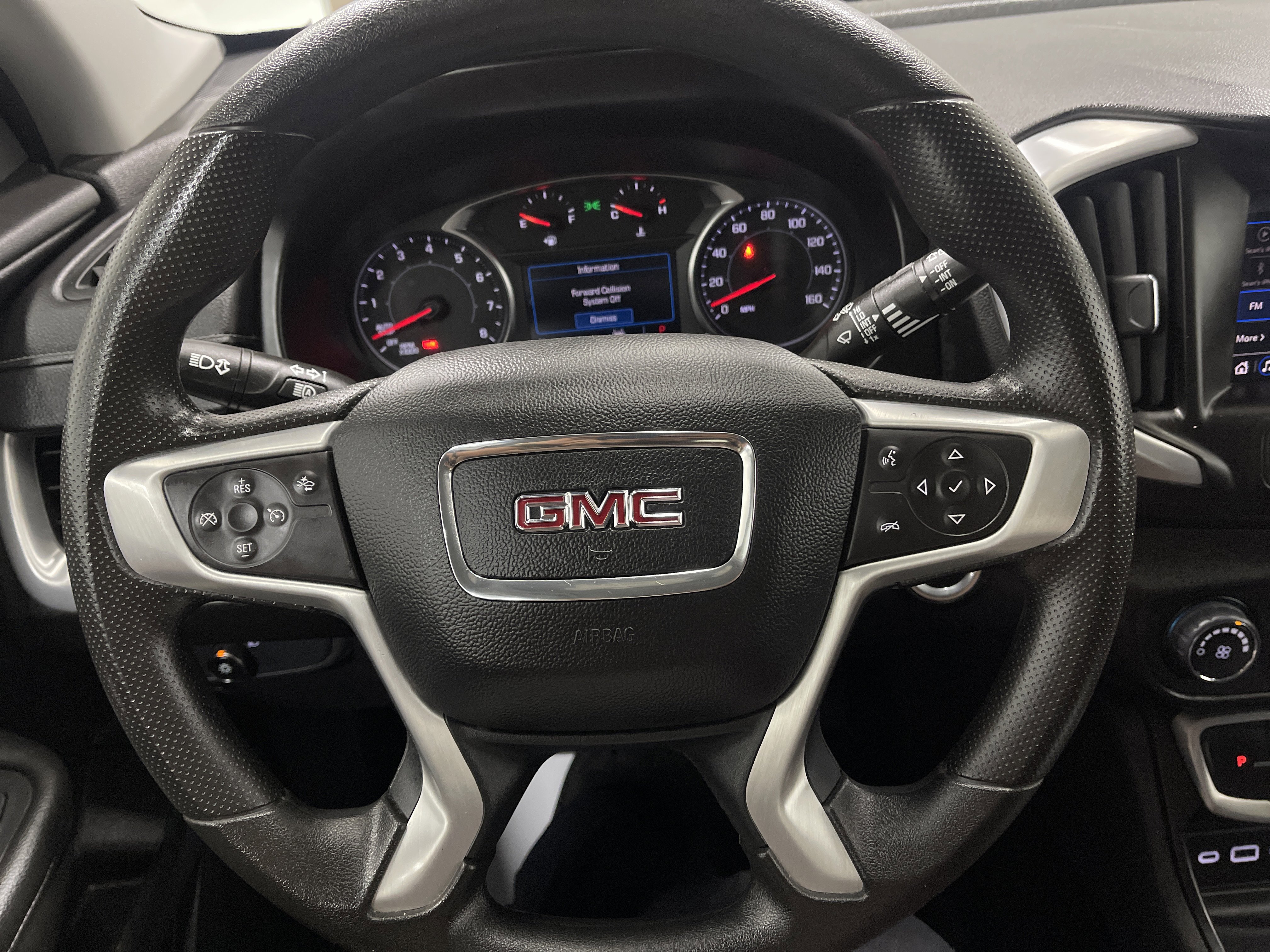 Used 2024 GMC Terrain SLE FWD image 31