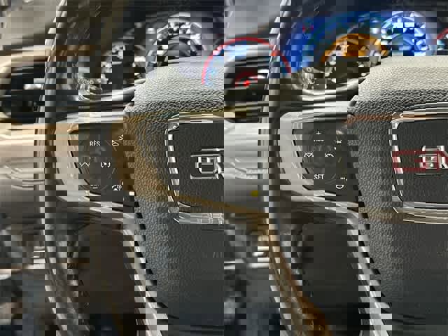 Used 2019 GMC Acadia Denali w/ Technology Package image 9