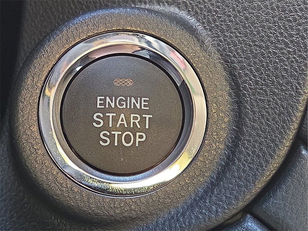 Used 2025 Subaru Outback Limited image 18