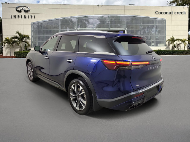 Certified 2025 INFINITI QX60 Luxe w/ Cargo Package AWD/4WD image 3