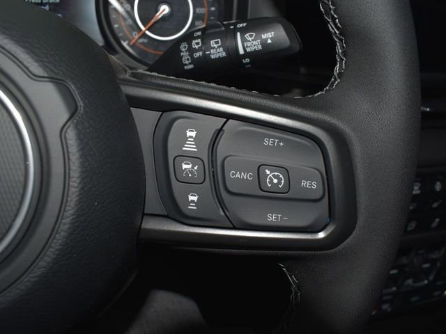 New 2025 Jeep Wrangler Unlimited Rubicon w/ Safety Group image 15