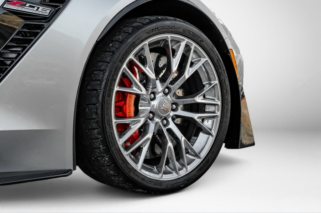 Used 2018 Chevrolet Corvette Z06 RWD image 51