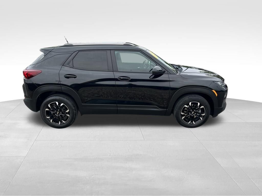Used 2022 Chevrolet TrailBlazer LT w/ Convenience Package FWD image 7