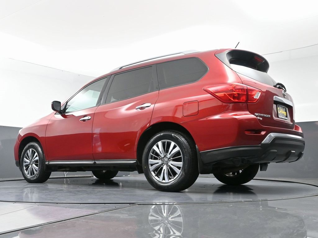Used 2018 Nissan Pathfinder S image 55