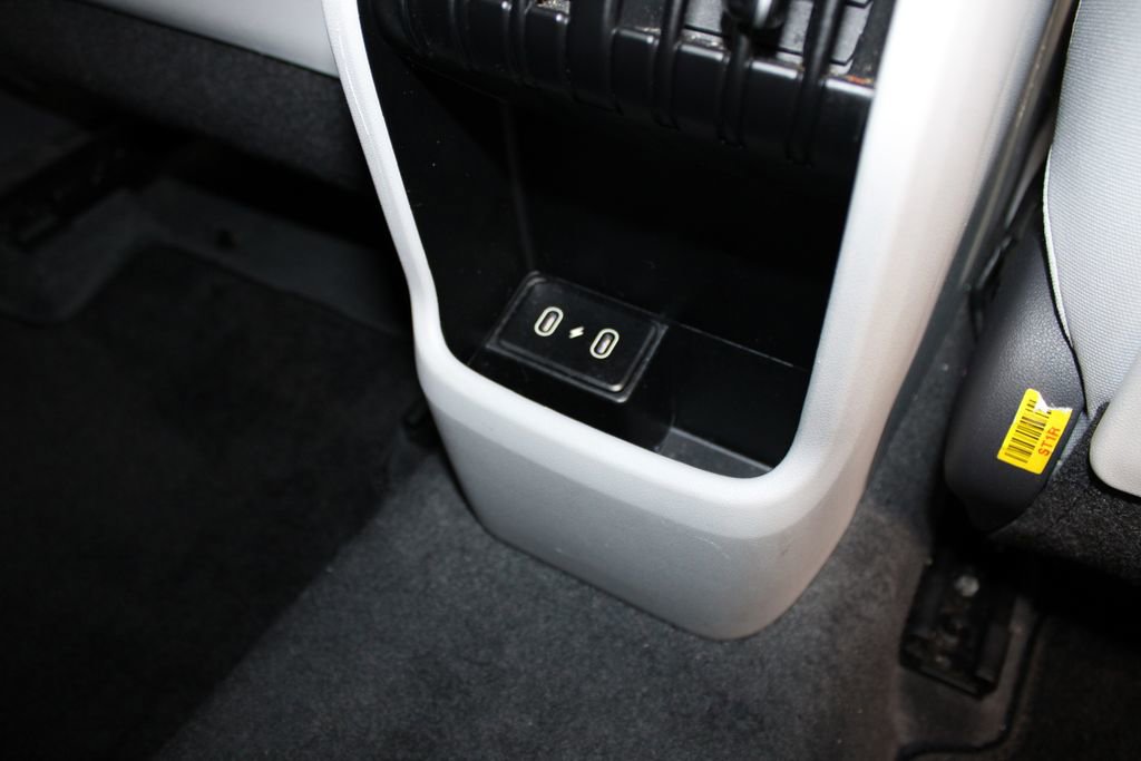 Used 2024 Hyundai Kona SEL w/ Convenience Package image 24