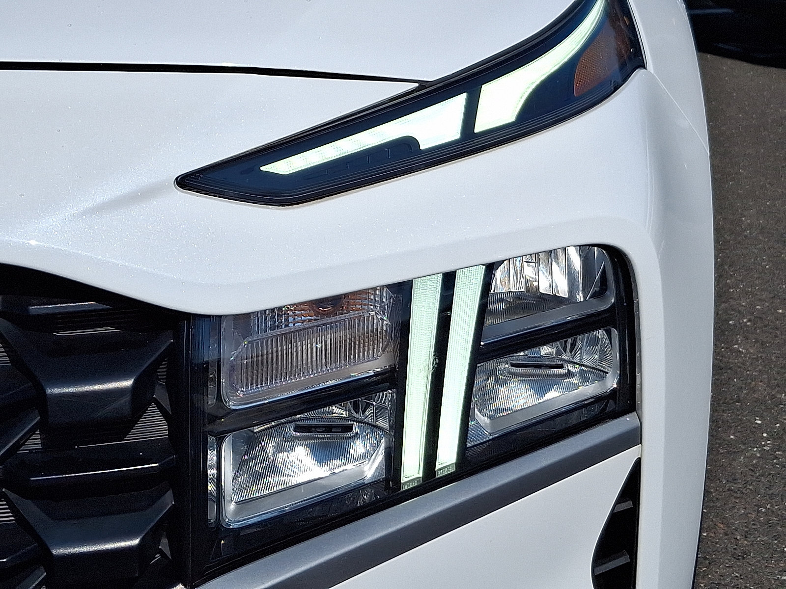 Certified 2023 Hyundai Santa Fe SEL AWD/4WD image 10