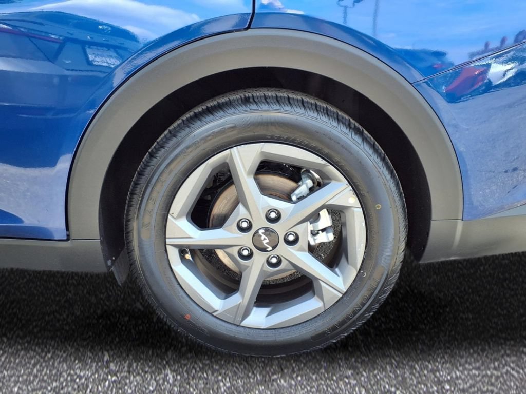 Used 2025 Kia K4 FWD image 6