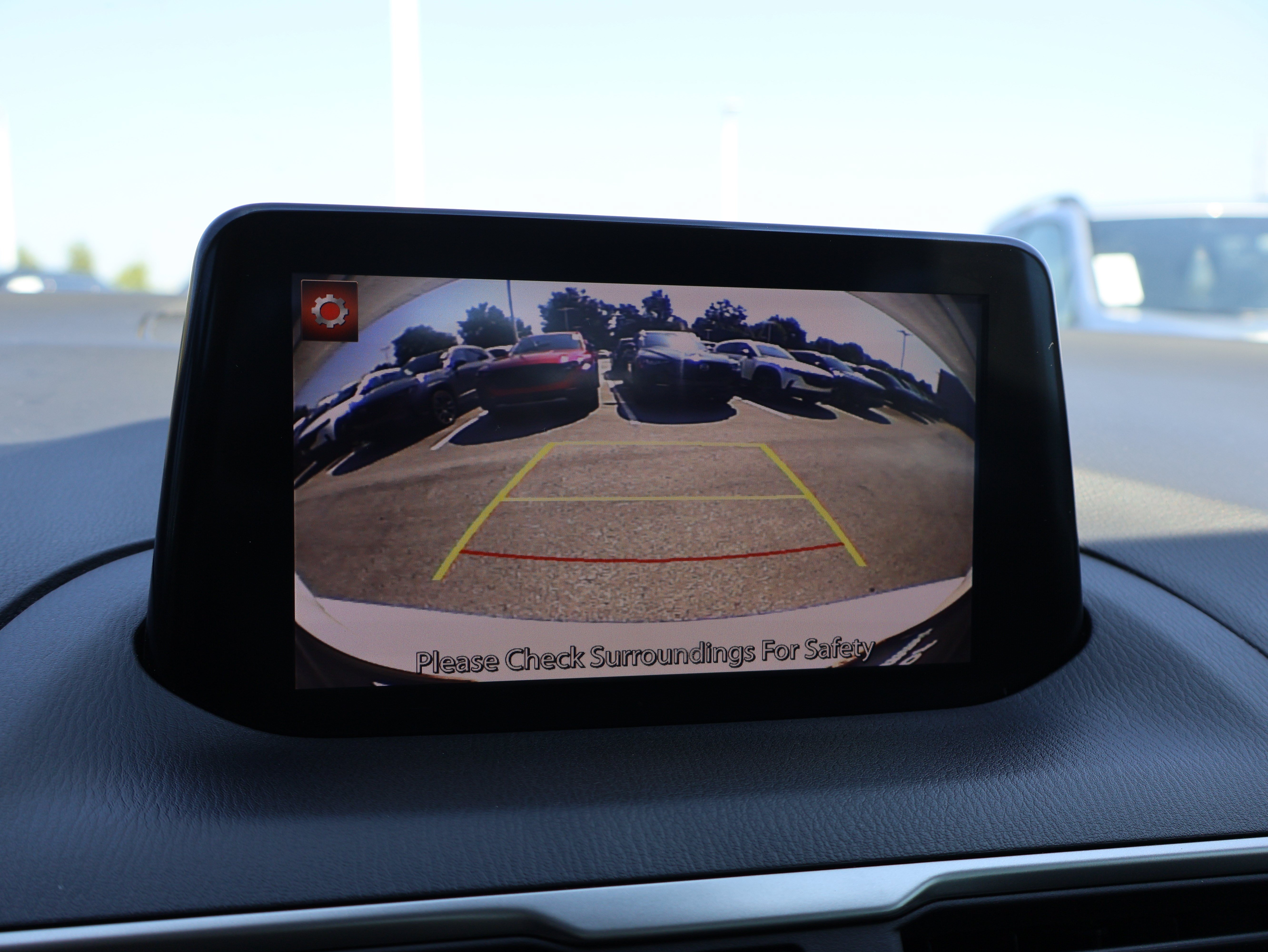 Used 2018 MAZDA MAZDA3 Touring FWD image 26