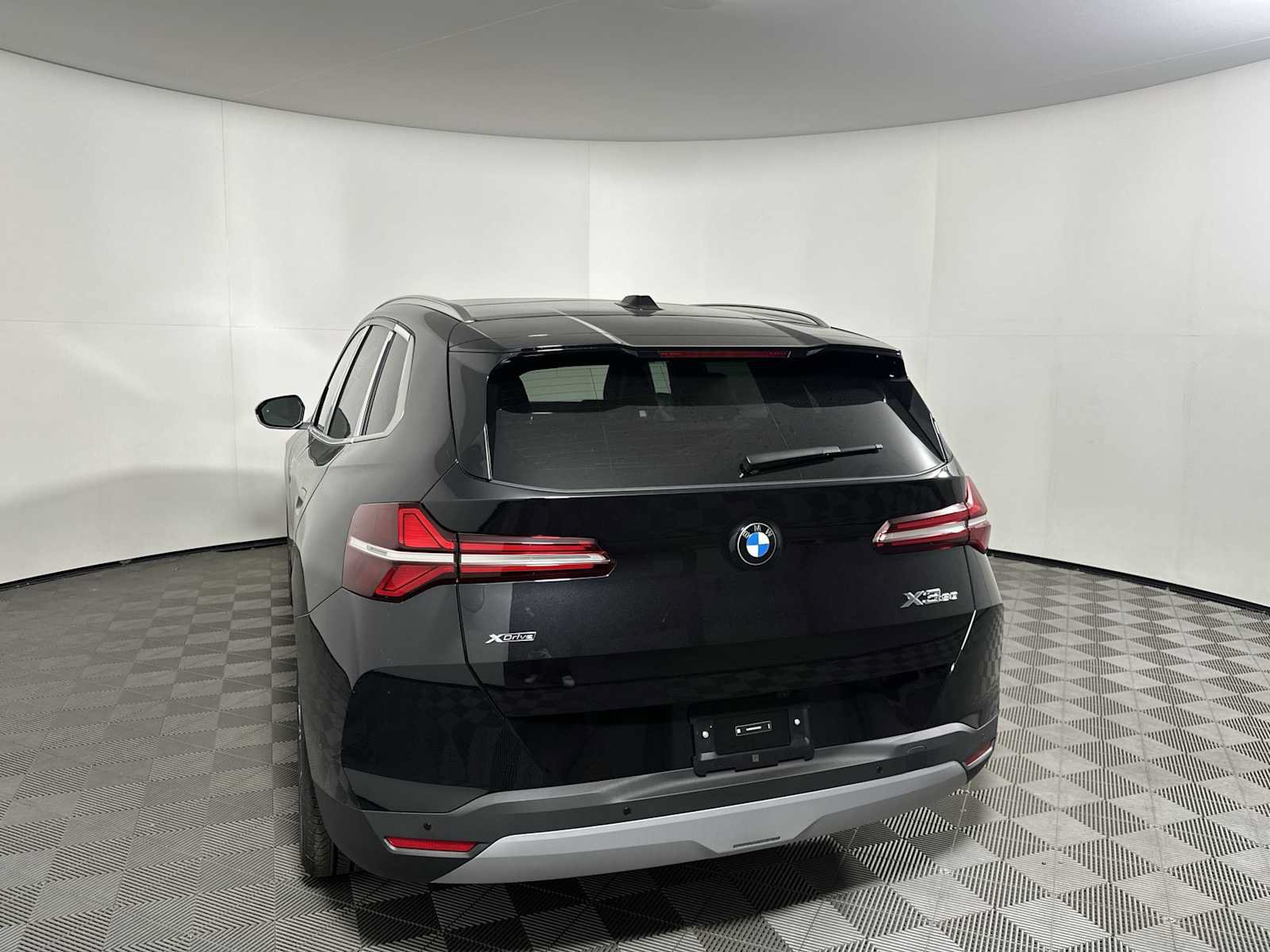 New 2025 BMW X3 xDrive30i w/ Premium Package AWD/4WD image 3