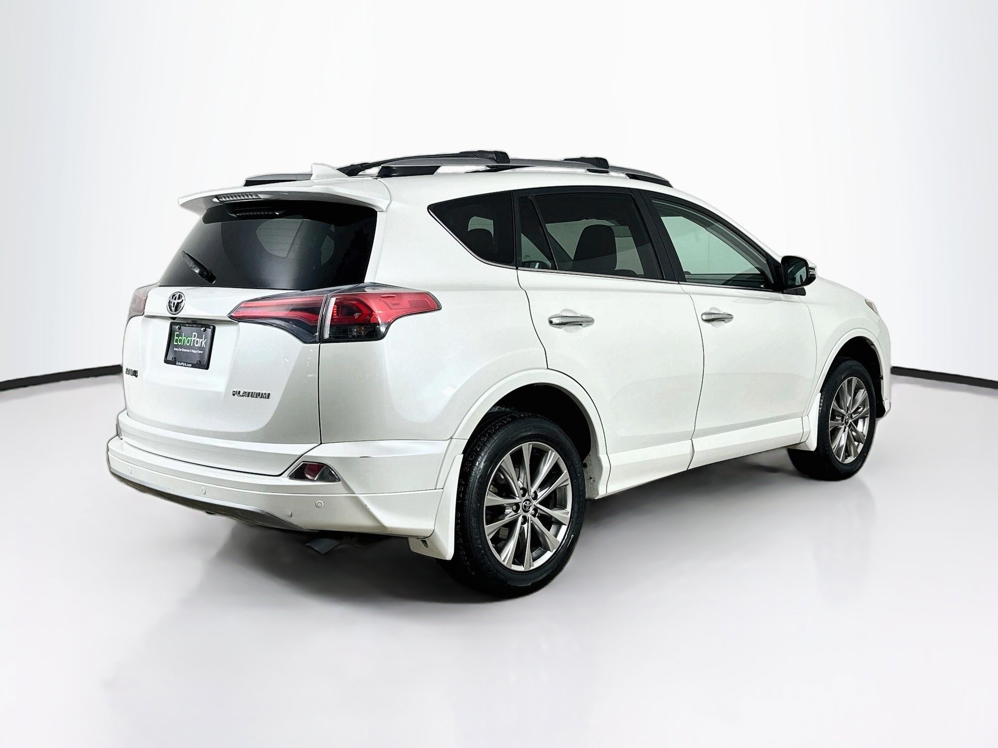 Used 2017 Toyota RAV4 Platinum FWD image 9
