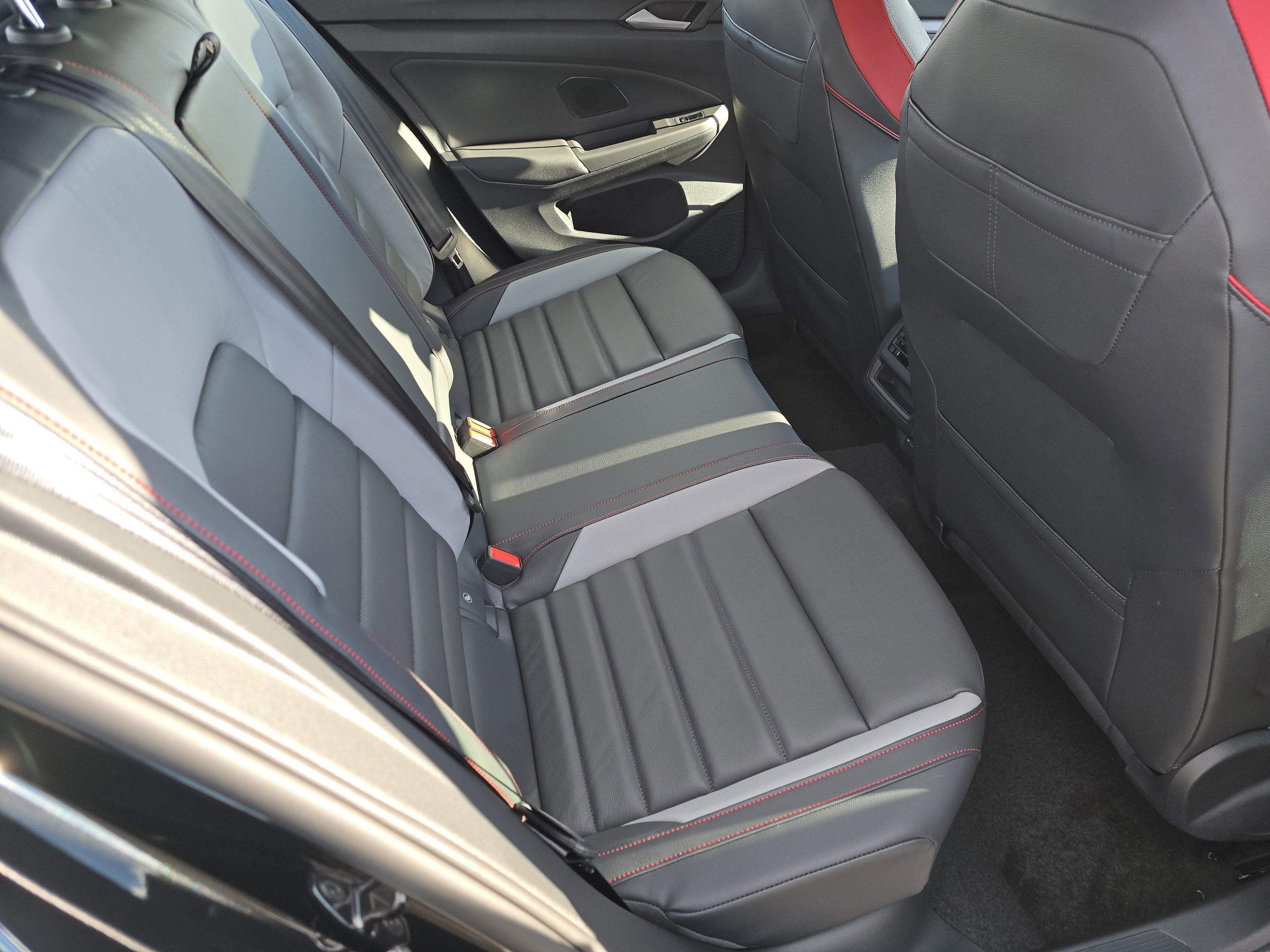 New 2026 Volkswagen GTI SE image 16