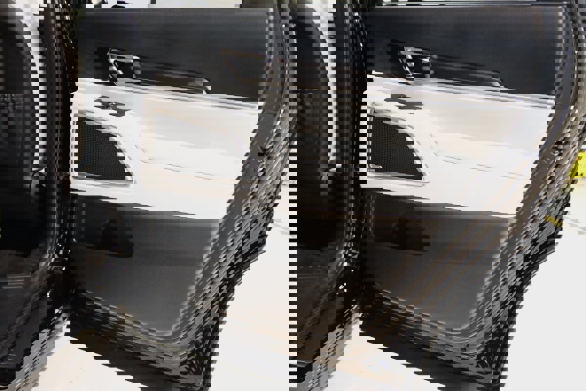 Used 2023 Kia Telluride S image 57